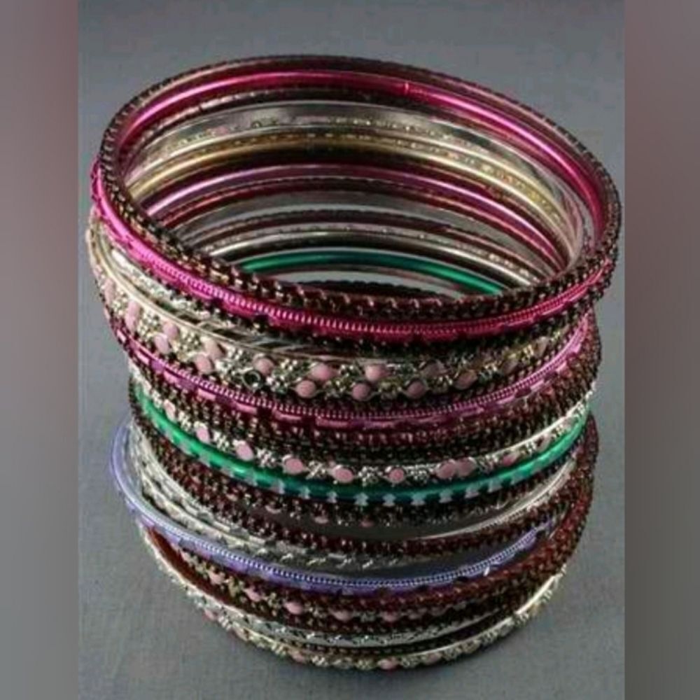 29-piece bangle bracelet set